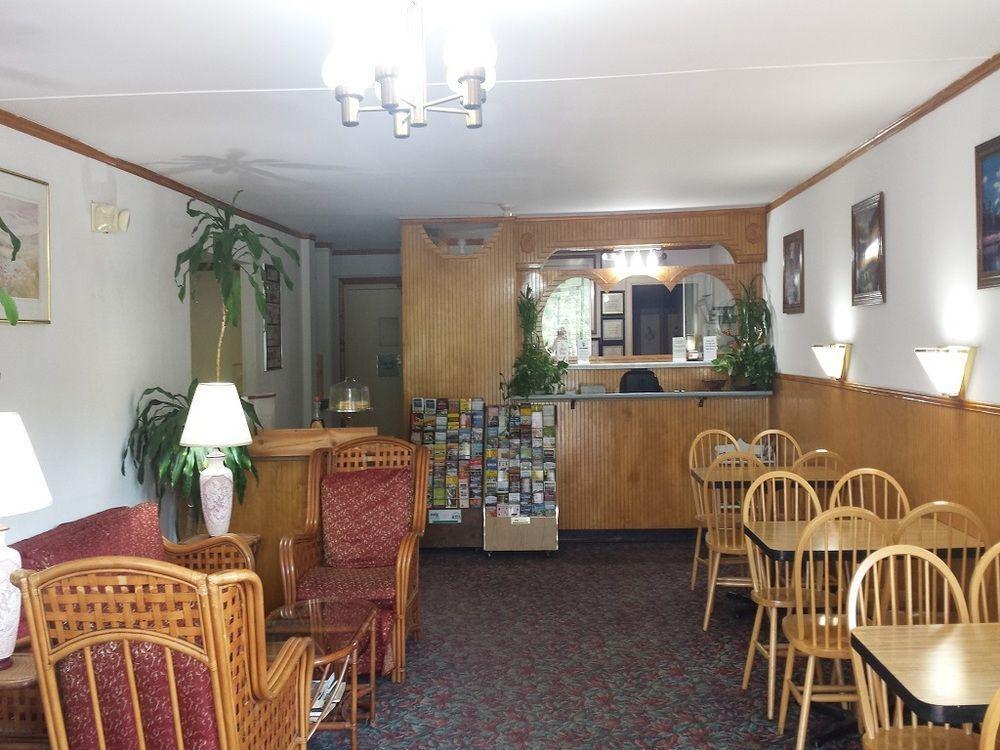Red Roof Inn Hillsville Dış mekan fotoğraf